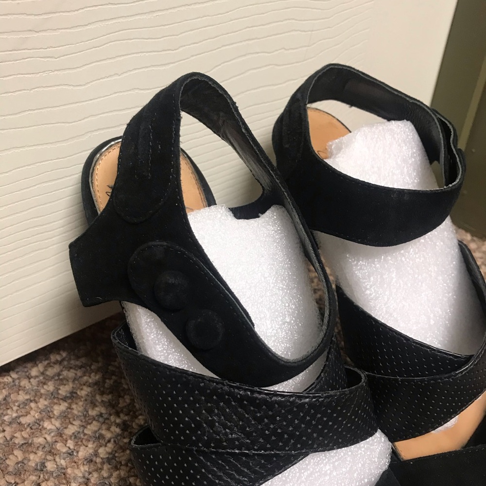 Marc& James Badgley Mischka Platform Leather Heel - Picture 10 of 10